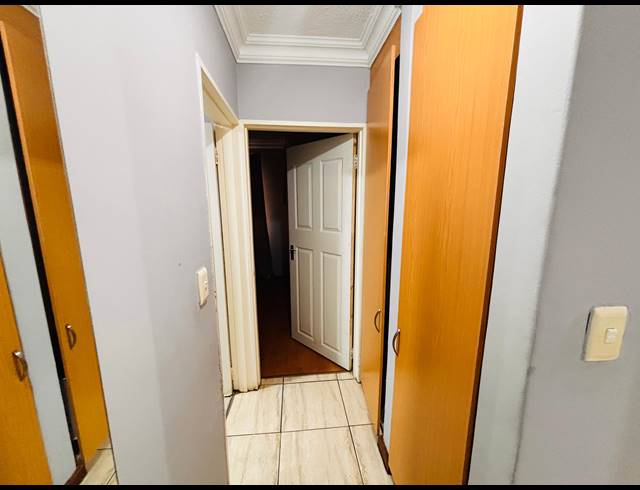 2 BEDROOM SECTIONAL TITLE FOR SALE IN NIEUW MUCKLENEUK